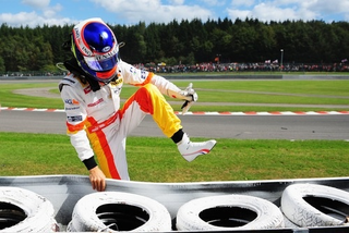 Illustration for article titled 2009 Belgian Grand Prix: A Mega-Gallery of Supreme Wackiness